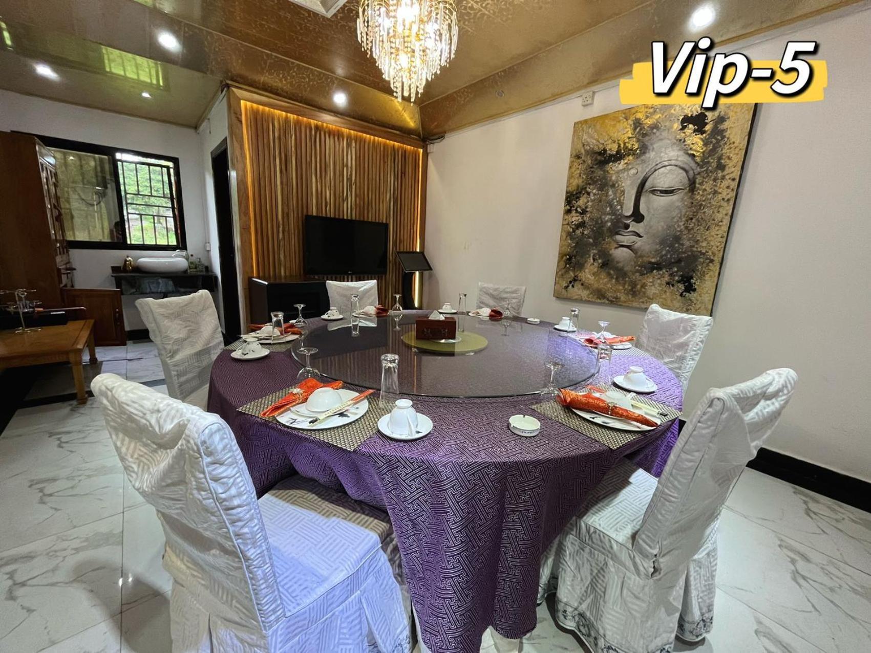 Grand Leone Hotel Фритаун Экстерьер фото
